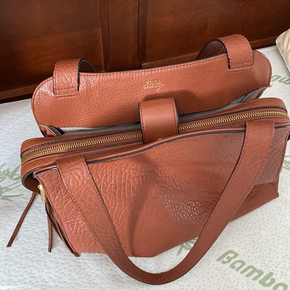 Vince Camuto Tote Bag - Picture 4 of 9